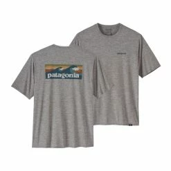 T-shirts Polos Randonnée PATAGONIA M'S CAP COOL DAILY GRAPHIC SHIRT BOARDSHORT LOGO ABALONE BLUE FEATHER GREY 23 Gris