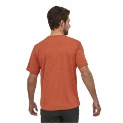 T-shirts Polos Randonnée PATAGONIA M'S CAP COOL DAILY GRAPHIC SHIRT AIRX 22 Orange 9 T-shirts Polos Randonnée PATAGONIA M'S CAP COOL DAILY GRAPHIC SHIRT AIRX 22 Orange -Vêtements de randonnée Homme Soldes 9 105505 45235 airx 05