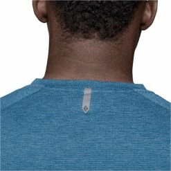 T-shirts Polos Randonnée BLACK DIAMOND M LIGHTWIRE SS TECH TEE ASTRAL BLUE 22 Bleu -Vêtements de randonnée Homme Soldes 9 105926 m lightwire ss tech tee astral blue ap752427 4002 04