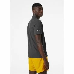 T-shirts Polos Randonnée HELLY HANSEN OCEAN POLO EBONY 22 Noir -Vêtements de randonnée Homme Soldes 9 106075 ocean polo ebony 34207 980 04