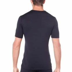 T-shirts Polos Randonnée ICEBREAKER 200 OASIS SS CREWE BLACK 23 Noir 8 T-shirts Polos Randonnée ICEBREAKER 200 OASIS SS CREWE BLACK 23 Noir -Vêtements de randonnée Homme Soldes 9 43572 200 oasis ss crewe black 104509 001 03