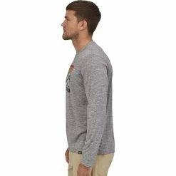 T-shirts Polos Randonnée PATAGONIA M'S L/S CAP COOL DAILY GRAPHIC SHIRT LINE LOGO RIDGE:FEATHER GREY 22 Gris -Vêtements de randonnée Homme Soldes 9 69668 m s l s cap cool daily graphic shirt line logo ridge feather grey 45190 lrfg 04