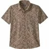 Chemises Randonnée PATAGONIA M'S GO TO SHIRT FLORAL MOSS STINGREY MAUVE 21 Marron / Beige